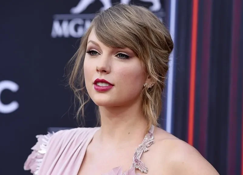 Taylor Swift Memecahkan Internet Akibat Gangguan Besar