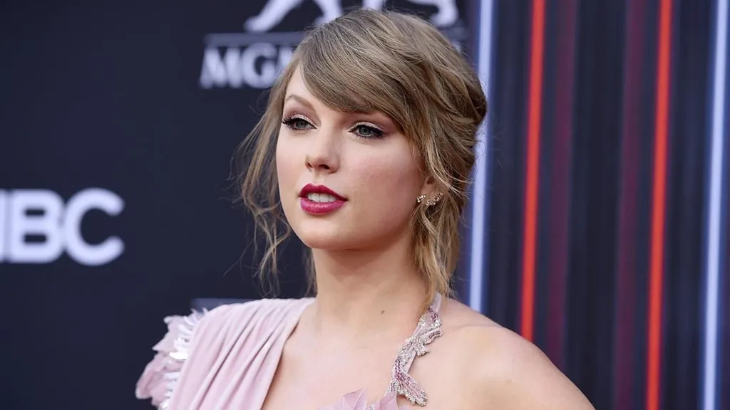 Taylor Swift Memecahkan Internet Akibat Gangguan Besar