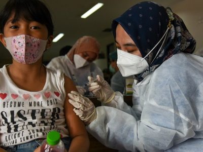 Indonesia Gencarkan Vaksinasi Massal Usai 17 Anak Meninggal