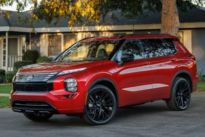 Mitsubishi Mulai Produksi Nissan Navara Dan Rogue PHEV