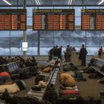 Ribuan Penumpang Terlantar Di Bandara Eropa Akibat Gangguan