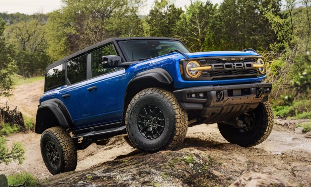 Ford Bronco Begitu Luar Biasa Menaklukkan Medan Off-Road