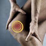 Lutut Nyeri Saat Cuaca Dingin, Ini 3 Faktor Penyebabnya