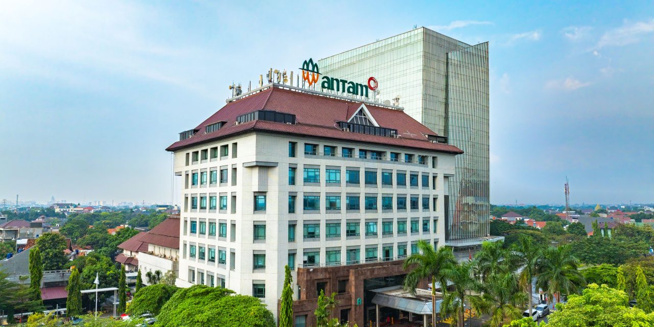 Perusahaan Antam Mengelola Sumber Daya Mineral Indonesia