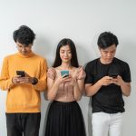 Trend Fomo Yang Semakin Populer Oleh Pengguna Media Sosial