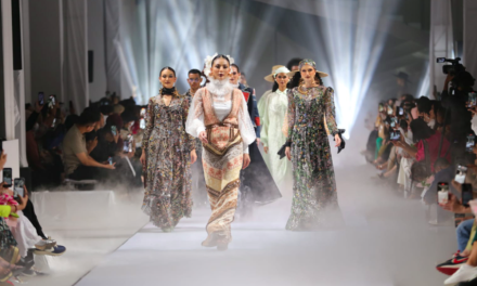 Melihat Inspirasi Fashion Yang Cemerlang Dari Ivan Gunawan