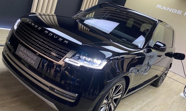 Range Rover PHEV Mobil Termewah Di Kelasnya