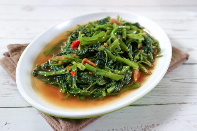 Hidangan Tumis Kangkung