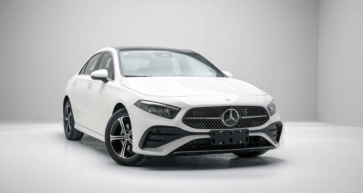 Mercedes Benz A200 Tampilan Elegan Dan Kenyamanan Terbaik