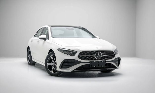 Mercedes Benz A200 Tampilan Elegan Dan Kenyamanan Terbaik