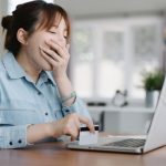 Tips Mengurangi Rasa Ngantuk Saat Bekerja Di Depan Laptop
